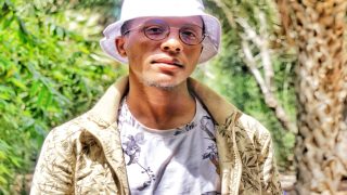 نظرة في الهامش: الفيلم الأمازيغي بين الإخلاص للمعجم الأمازيغي وخيانته، فيلم ( أكالينو إدامن إينو ((ئدامنينو)) نموذجا.