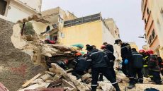 مصرع 5 أشخاص في حادث انهيار منزل بالمدينة العتيقة بفاس