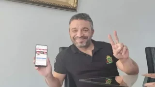 صحيفة كندية.. السلطات المغربية تُصدر مذكرة إيقاف دولية في حق صاحب صفحة “الفرشة”