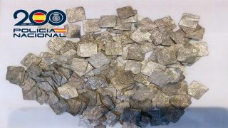 إسبانيا.. توقيف شخصين بتهمة تهريب عملات تاريخية من المغرب بوثائق مزورة