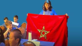 تلميذة مغربية تتألق في المسابقة الدولية للإملاء بكندا