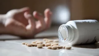 إنقاذ طبيبة بمراكش من محاولة انتحار بعد تناول مفرط لعقار طبي