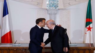 صفعة جديدة للكابرانات .. فرنسا تتجاهل سحب السفير الجزائري