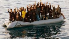 إحباط أزيد من 328 ألف محاولة للهجرة غير النظامية وتفكيك 1691 شبكة إجرامية بالمغرب