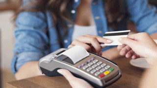 عمليات الأداء بالبطاقات البنكية بلغ 164,4 مليون عملية خلال سنة