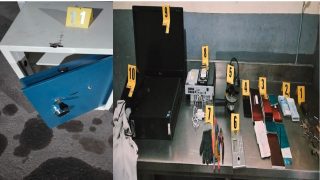 بتنسيق مع الديستي.. أمن أكادير يوقف شخصا في قضايا تتعلق بالسرقة من داخل محلات تجارية وشقق سكنية