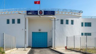 إدارة السجون تعلن عن انخفاض إصابات الحصبة وتستمر في حملات التلقيح داخل المؤسسات السجنية