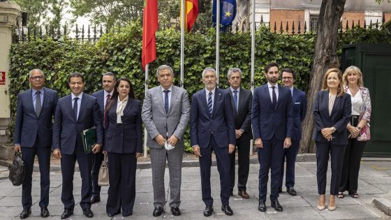 اجتماع وزيري الداخلية المغربي والإسباني: تعزيز التعاون الأمني ومكافحة الهجرة غير النظامية