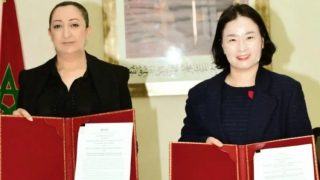 استعدادًا لكأس العالم 2030..المغرب يوقّع اتفاقية شراء حافلات كهربائية بتمويل يناهز 13 مليون دولار