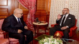 جلالة الملك يهنئ عبد الإله ابن كيران بمناسبة إعادة انتخابه أمينا عاما لحزب العدالة والتنمية