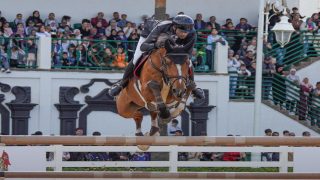 الفارس عبد السلام بناني سميرس يفوز بالجائزة الكبرى لصاحب الجلالة الملك محمد السادس