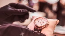 كمين فرنسي يُفشل عملية سطو على ساعة ثمينة تعود لأحد أفراد الأسرة الحاكمة القطرية