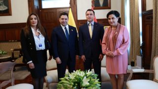 بوريطة يعقد جلسة عمل مع نظيرته الإكوادورية