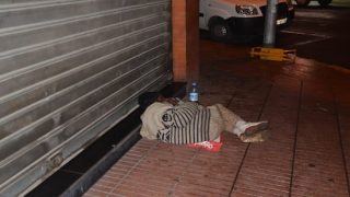 Casablanca : Les sans-abri pris dans l’engrenage de la drogue, de la violence et de l’abandon