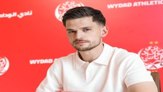 نادي الوداد الرياضي يعلن عن تعاقده مع اللاعب الهولندي بارت مايرز لتعزيز صفوفه