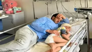 10 أشهر حبسا و40 مليون سنتيم تعويضا في قضية دهس الطفلة غيثة بشاطئ سيدي رحال