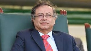 كولومبيا توقف تصدير الفحم إلى إسرائيل والرئيس بيترو يصفها بـ”الإبادة الجماعية”