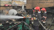 حريق مهول بـ”كاريان الرحامنة” في الدار البيضاء يخلف خسائر كبيرة وإصابات