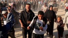 مقتل أكثر من 50 فلسطينيا 40 منهم من منتظري المساعدات