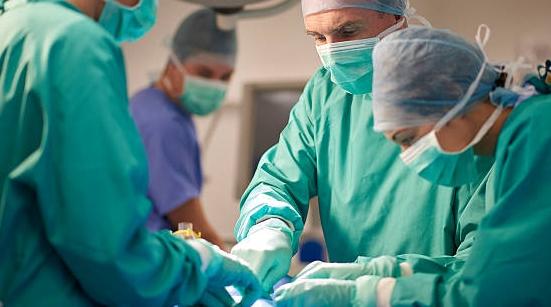 مؤسسة محمد السادس للعلوم والصحة تنجح في أول عملية زراعة كلية مع عدم توافق فصائل الدم