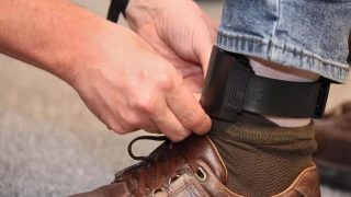 لأول مرة في المغرب.. المحكمة الابتدائية بطنجة تستبدل الحبس بوضع السوار الإلكتروني