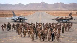 المغرب يُطلق مناورات كبرى بالجنوب ويُجري تمريناً عسكرياً مشتركاً مع فرنسا