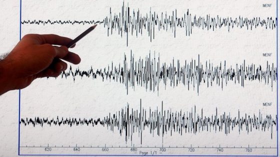 زلزال بقوة 7,8 درجات في أقصى الشرق الروسي وتحذيرات من تسونامي