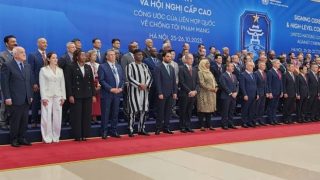 وهبي يوقع باسم المغرب اتفاقية دولية لمكافحة الجريمة السيبرانية في فيتنام