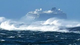 تعليق الرحلات البحرية بين طريفة وطنجة بسبب سوء الأحوال الجوية