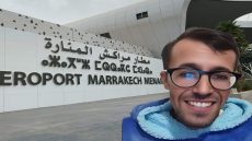 توقيف “مولينكس” بمطار مراكش على خلفية محتوى رقمي مشبوه والتحقيقات تتواصل بطنجة