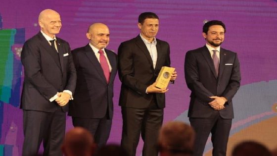 تكريم المدرب جمال السلامي في الذكرى الـ75 لتأسيس الاتحاد الأردني لكرة القدم