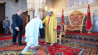 جلالة الملك محمد السادس يستقبل الولاة والعمال الجدد المعينين بالإدارة الترابية