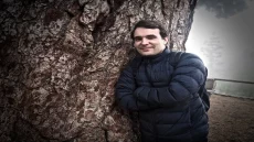 ماكرون يعرب عن قلقه إزاء الحكم بالسجن على صحفي فرنسي في الجزائر