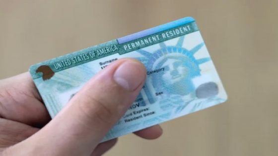 إدارة ترامب تعلّق قرعة “غرين كارد”