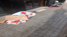 المتشردون في مواجهة قسوة برودة الطقس بمقاطعة سيدي بليوط