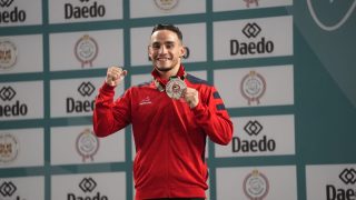 المغربي سعيد أوبايا يُتوج بالميدالية الفضية في بطولة العالم للكاراتيه