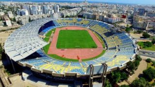 المركب الرياضي محمد الخامس.. معلمة رياضية تدون إسم الدارالبيضاء في نهائيات كأس أمم إفريقيا