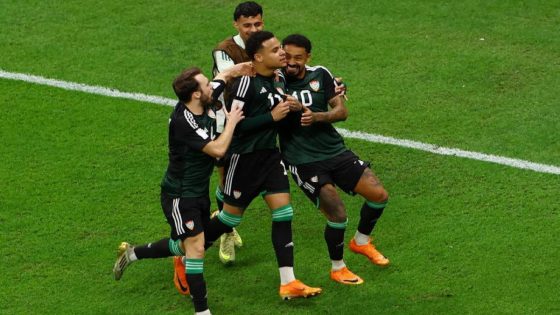 الإمارات تُقصي الجزائر وتتأهل إلى نصف نهائي كأس العرب لملاقاة المغرب