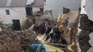 تاونات: فاجعة إنسانية إثر انهيار منزل طيني بسبب الأمطار ومصرع شخصين