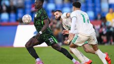 نيجيريا تهزم الجزائر وتتأهل لمواجهة المغرب في نصف نهائي “كان 2025”