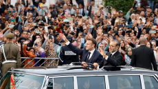 ماكرون يشيد بمتانة العلاقات مع المغرب ويؤكد أهمية تعزيز الشراكة الاستثنائية