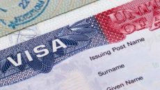 الولايات المتحدة توقف مؤقتًا معالجة تأشيرات 75 دولة في إطار سياسة جديدة للهجرة