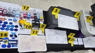 طنجة..توقيف شخص وسيدة بتهمة تزوير وثائق رسمية وشهادات دراسية