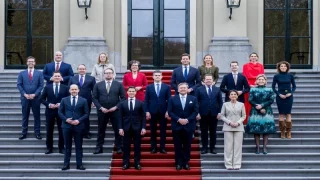 الحكومة الهولندية الجديدة تؤدي اليمين