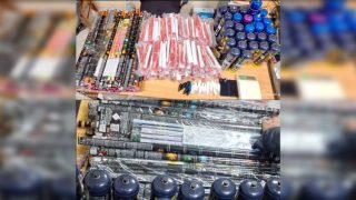 طنجة.. توقيف ثلاثة أشخاص متورطين في تهريب المخدرات وبيع الألعاب النارية المحظورة