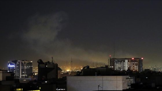 حريق يندلع في السفارة الأمريكية بالرياض بعد تعرضها لهجوم بطائرات مسيرة