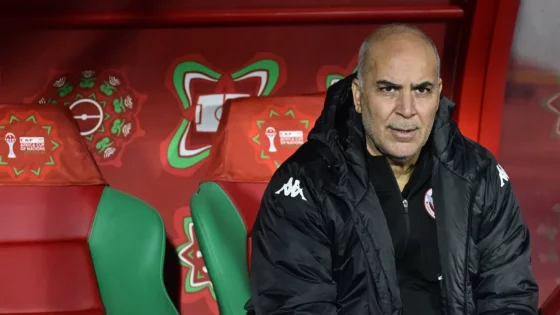 الحكم غيابيًا على سامي الطرابلسي، المدرب السابق للمنتخب التونسي، بالسجن عامين وغرامة مالية