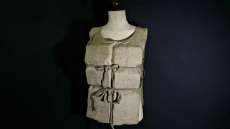 مزاد علني في لندن لسترة نجاة نادرة تعود لراكبة “تايتانيك”