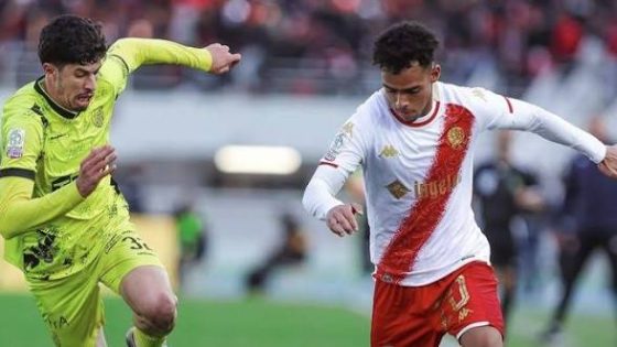 المغرب الفاسي يهزم الوداد ويعتلي صدارة البطولة الوطنية