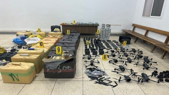 وجدة: توقيف جزائري ضمن شبكة تهريب مخدرات وحجز “درونات” ومبالغ مالية ضخمة